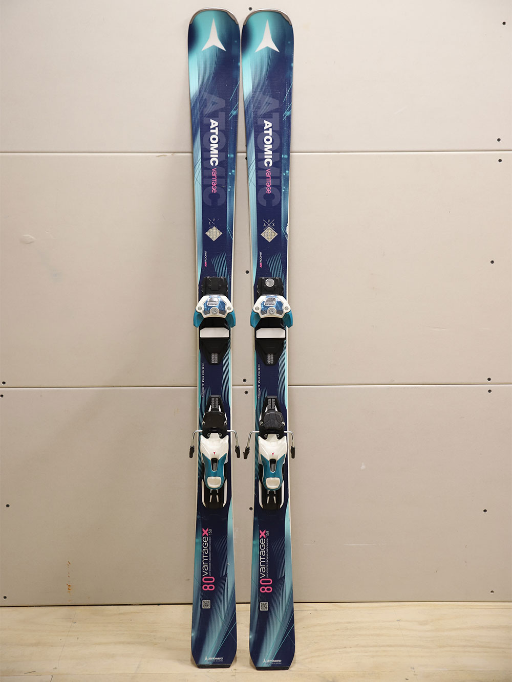 Tegen de wil Uitbeelding klinker Ski's online kopen doe je bij Duijvestein Winterstore
